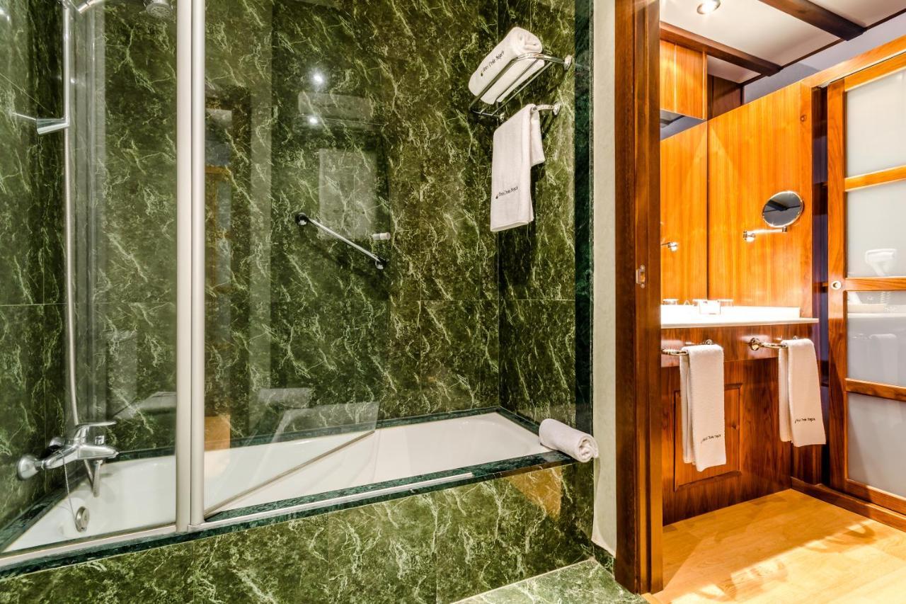 Hotel Dona Brigida - Salamanca Forum Villamayor  Bilik gambar